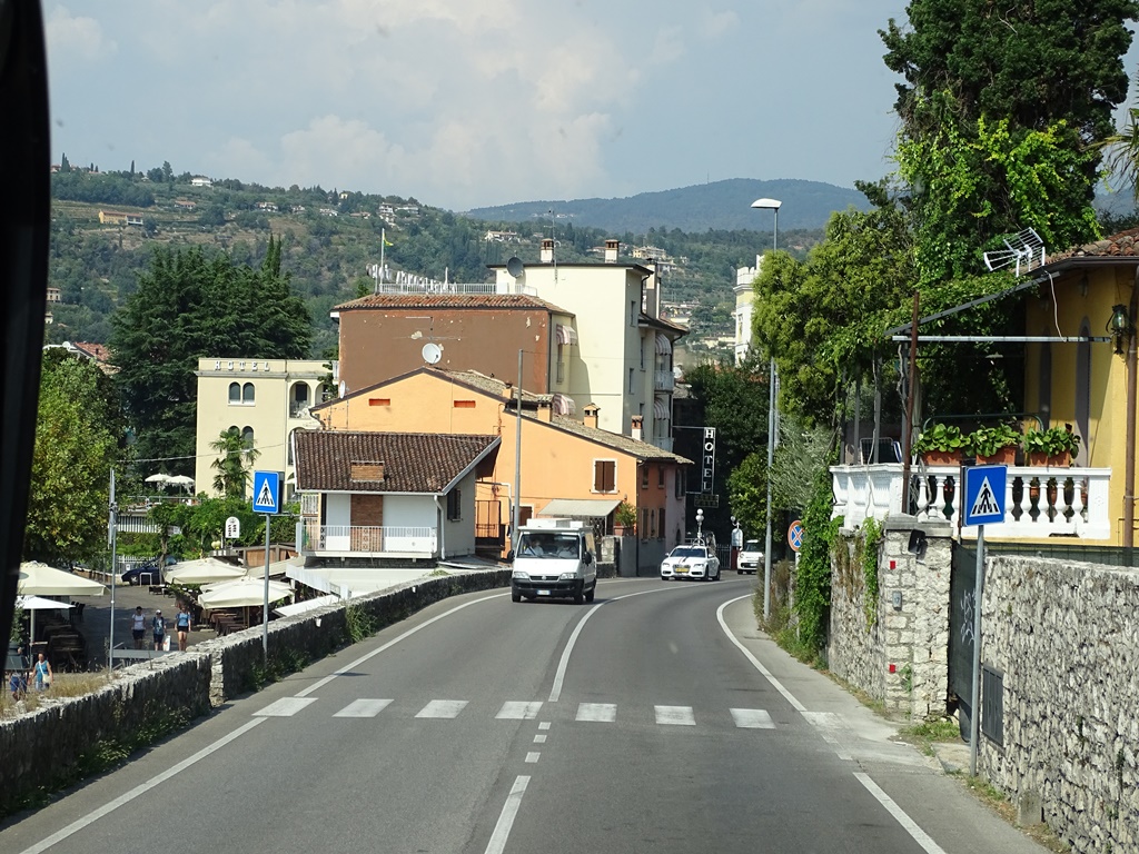 104.jpg