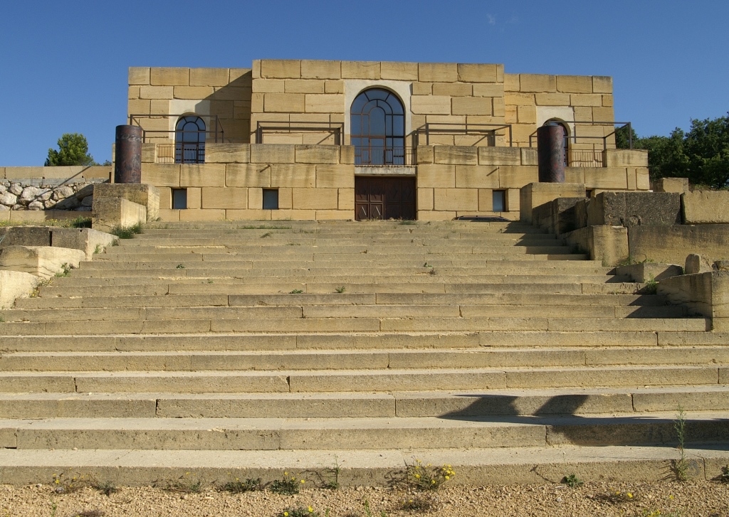 175.jpg