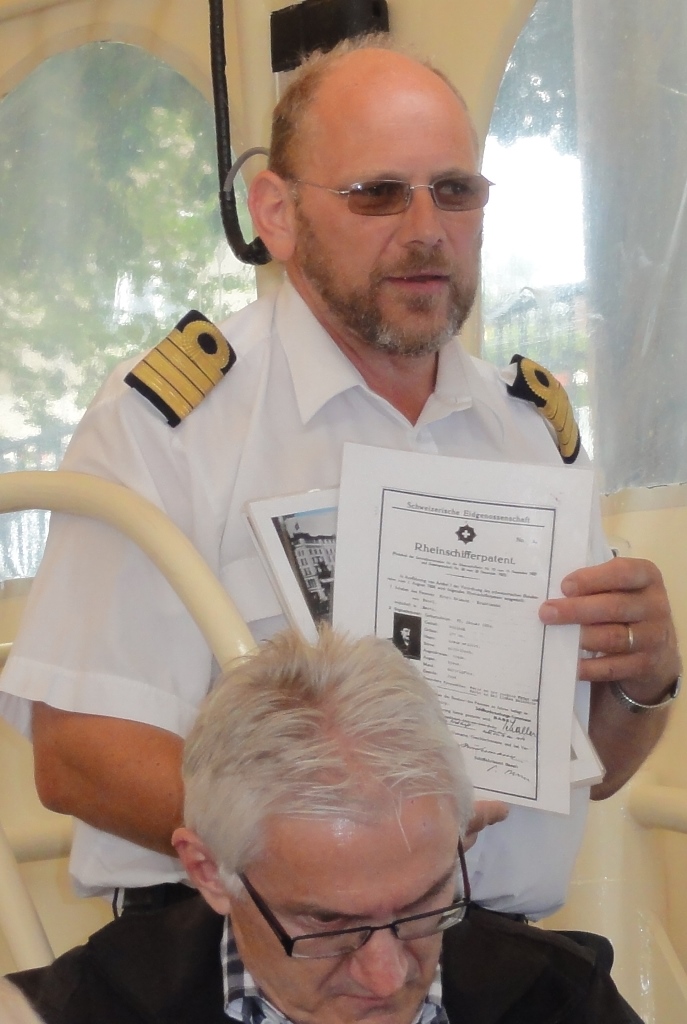 102.jpg
