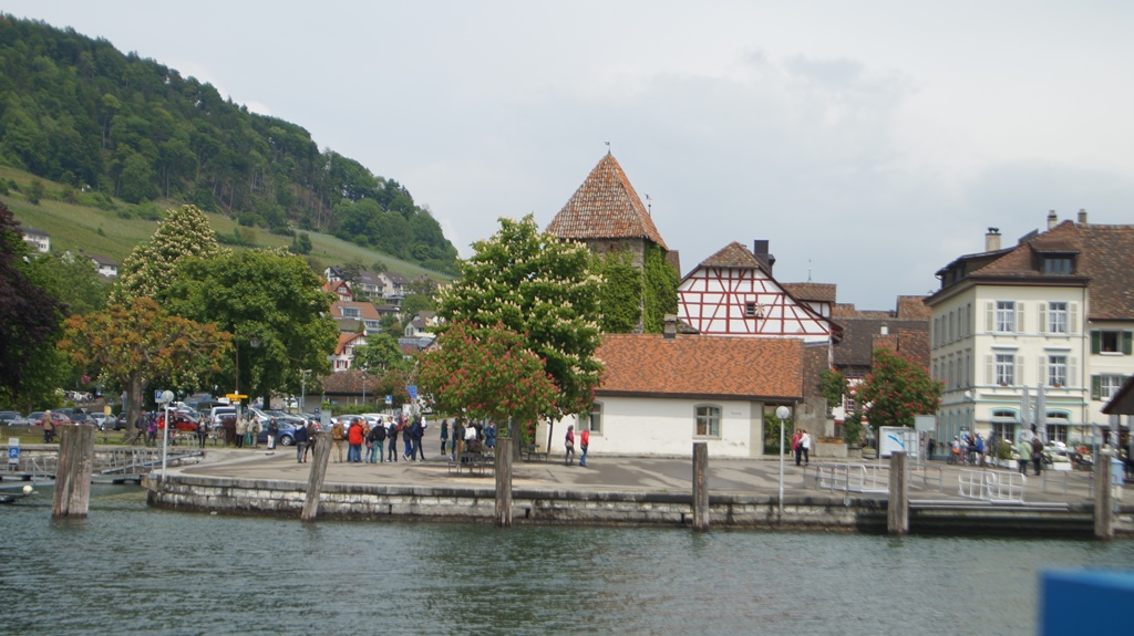 102.jpg