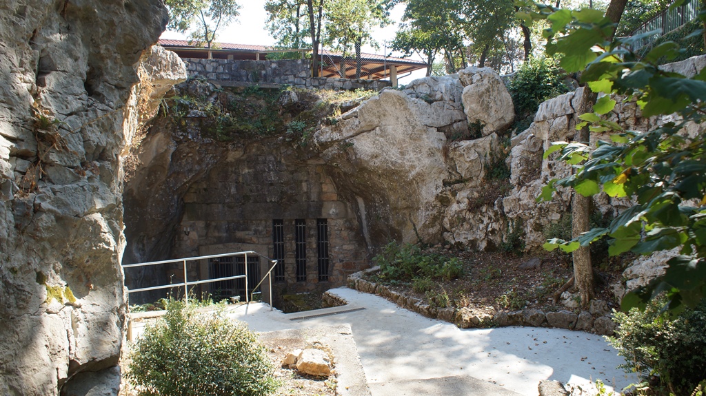 151.jpg