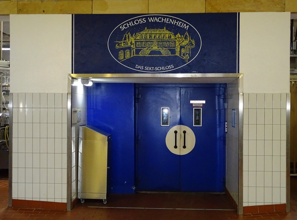 Fr012.jpg