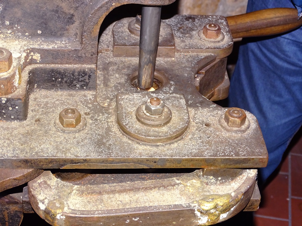 Fr036.jpg